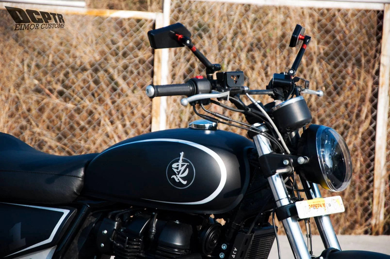 Royal Enfield Interceptor 650 Modified Into DCPTR 650 By EIMOR - front