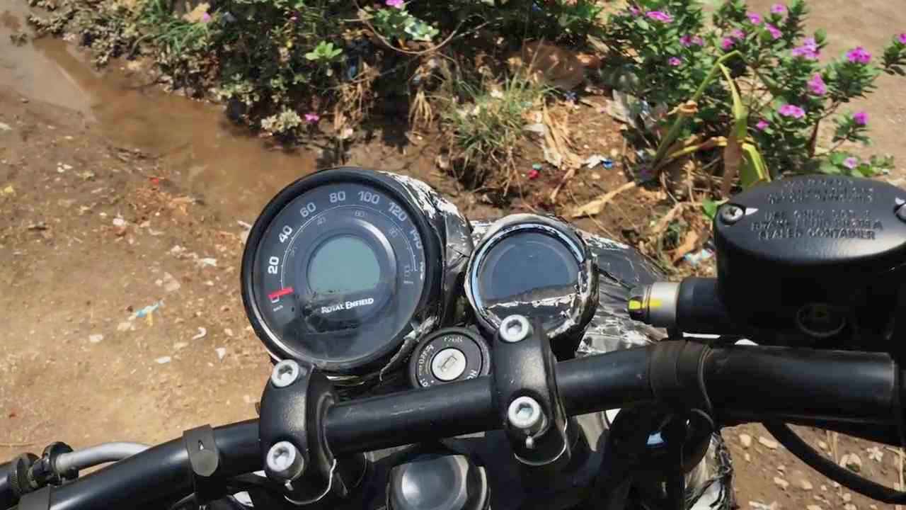 Royal Enfield Hunter/Roadster 350 Spotted