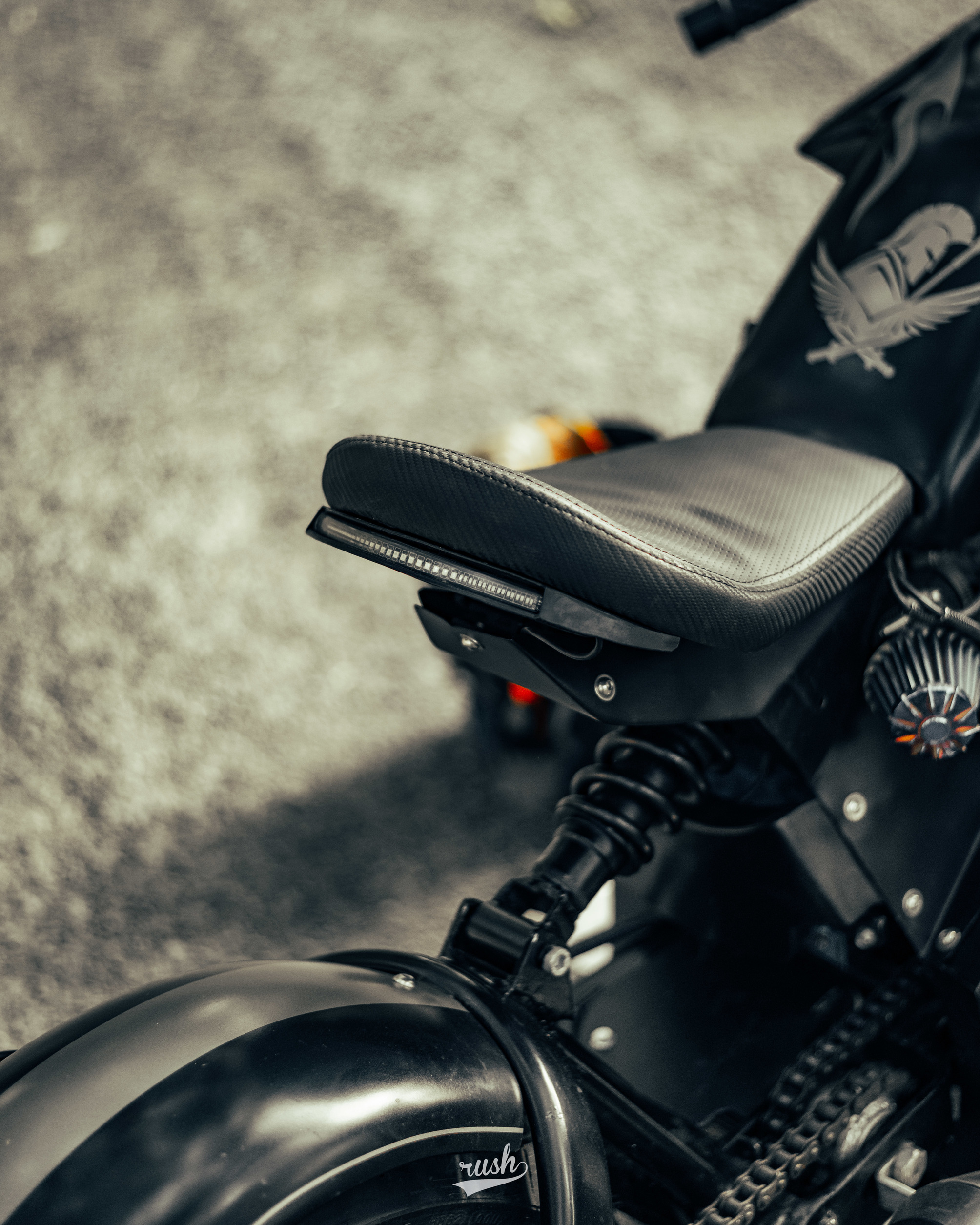 Meet 500cc Royal Enfield Yoddha Naked Streetfighter by Neev Motorcycles - snapshot