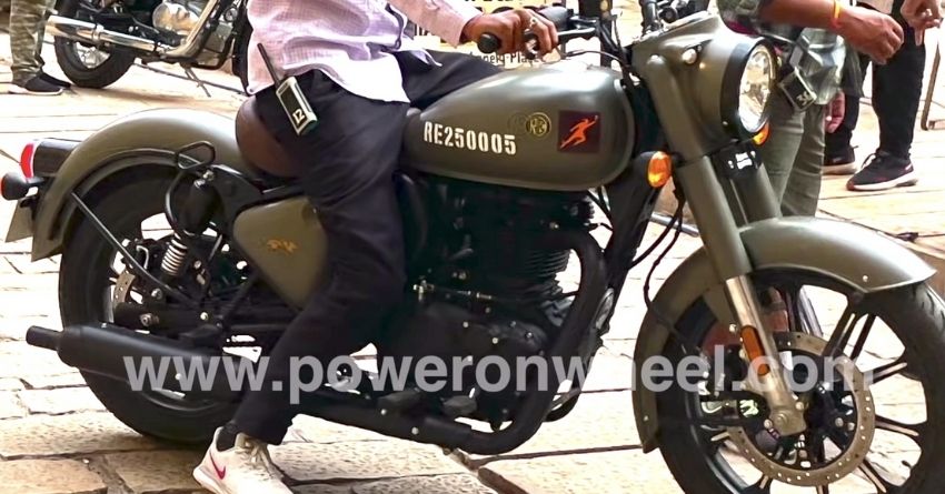 Next-Gen Royal Enfield Classic Signals 350 Spotted in Rajasthan