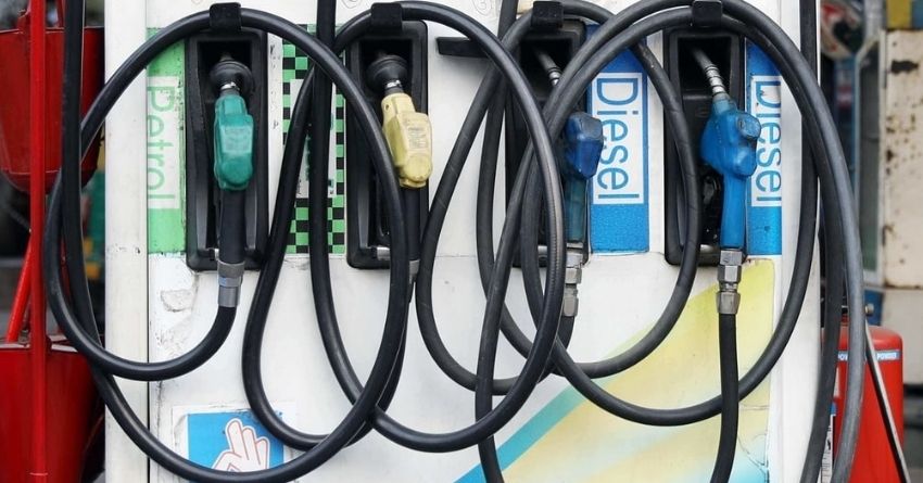 Centre Collects Over Rs 3.35 Lakh Crore in Petrol & Diesel Excise Duty in FY2021