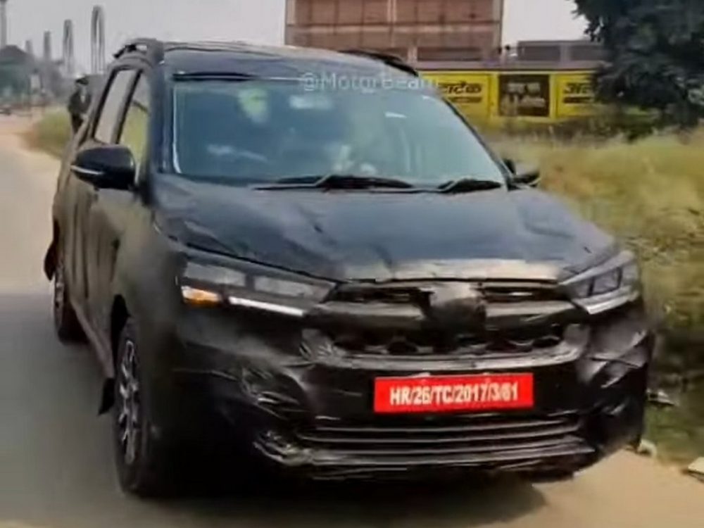 2022 Maruti Ertiga and XL6 Spotted Testing; Launch Expected Next Year - closeup