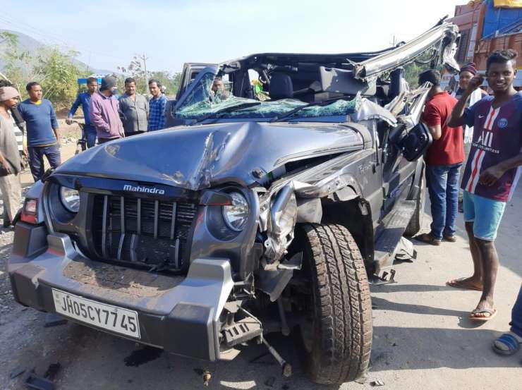 Live Photos - Mahindra Thar's 4-Star Safety Rating Saves The Driver - snap