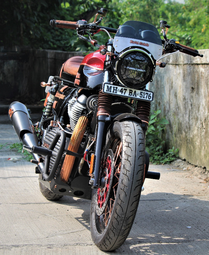 Royal Enfield Interceptor 650 Turned Into Jaw-Dropping Cafe Racer - back