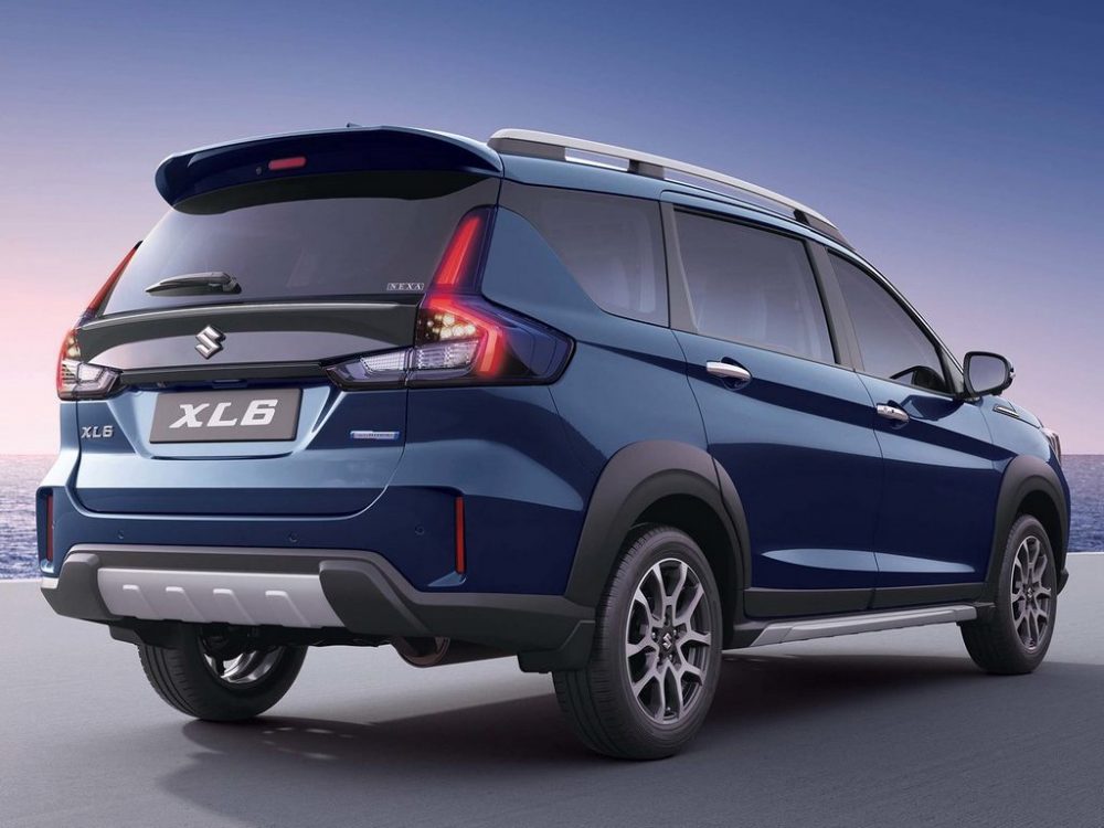 New Maruti XL6 Price List in India - Features 360-Degree Camera - top
