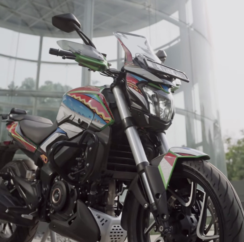 This is NOT a Limited Edition Version of Bajaj Dominar 400 - bottom