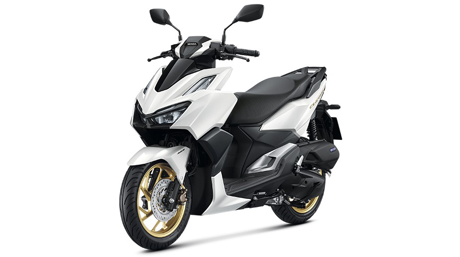 New Honda Click 160 Premium Scooter Makes Official Debut - image