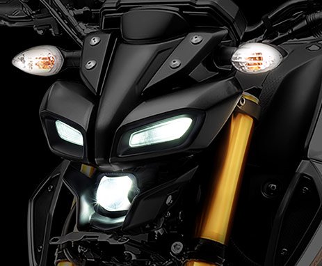 Yamaha MT-15 Version 2.0 Photos and NEW Price List in India - close-up