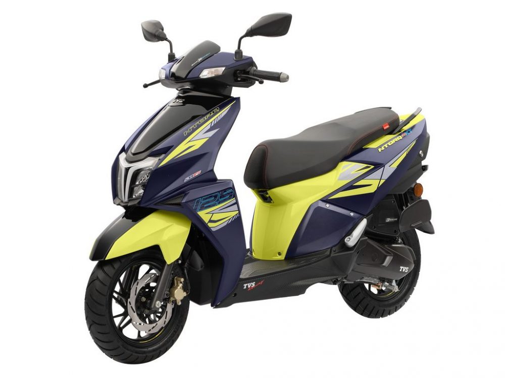 TVS Ntorq 125 XT Launched At Rs 1.03 Lakh; Gets Dual-Screen Console - background