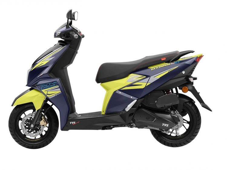 TVS Ntorq 125 XT Launched At Rs 1.03 Lakh; Gets Dual-Screen Console - view