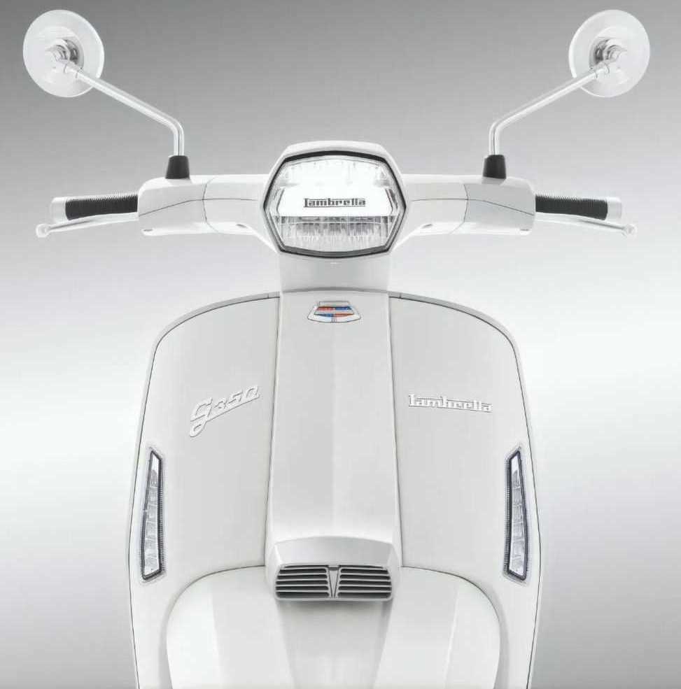 New 350cc and 300cc Lambretta Scooters Make Official Debut - portrait