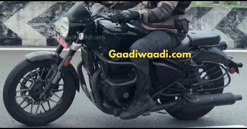 Royal Enfield Shotgun Spotted Again - New Variant With A Headlight Visor