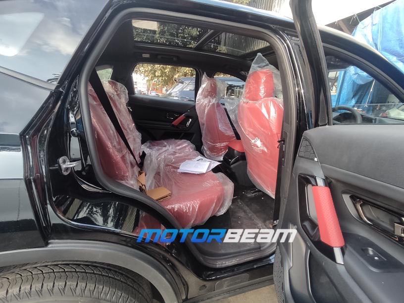 Tata Harrier Special Edition Spotted Ahead of Launch - Live Photos - bottom