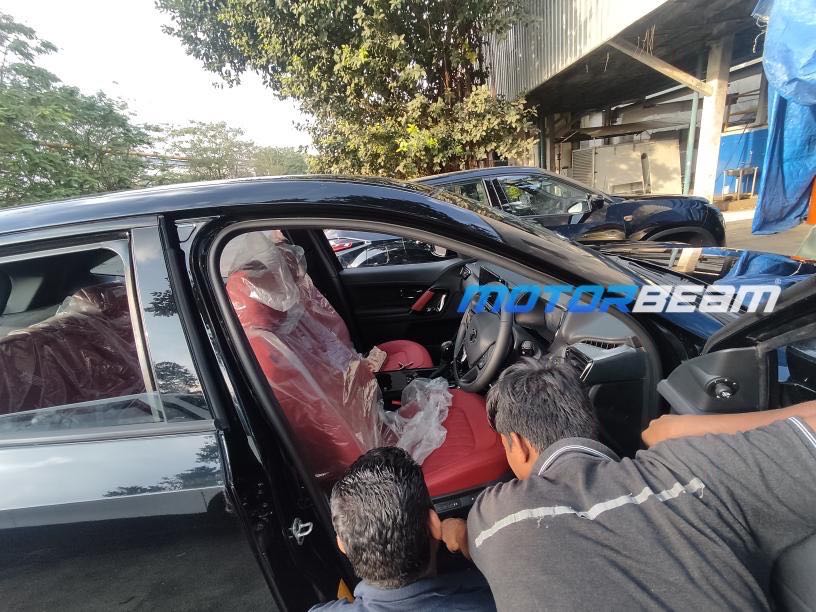 Tata Harrier Special Edition Spotted Ahead of Launch - Live Photos - portrait